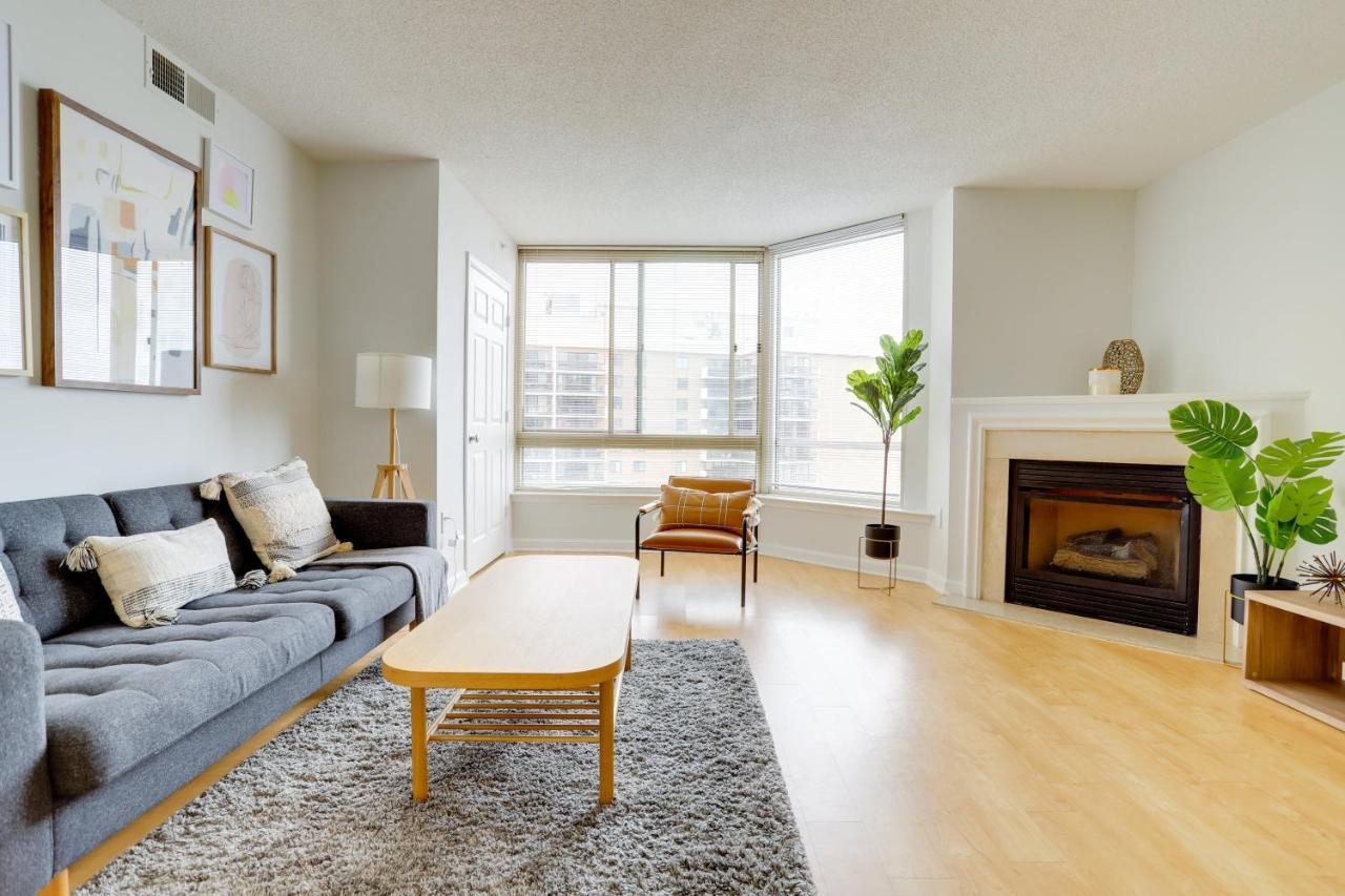 Elegant And Charming Condo At Ballston With Pool Arlington Eksteriør billede